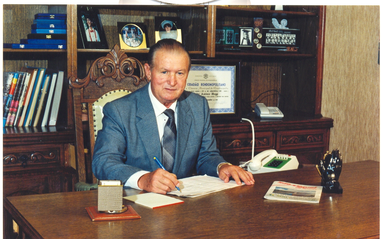 Família presta homenagem a André Maggi, fundador da AMAGGI