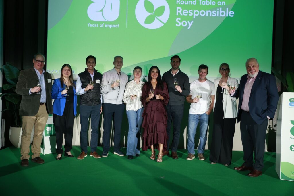 AMAGGI recebe duas premiações na Conferência Internacional RTRS 2026